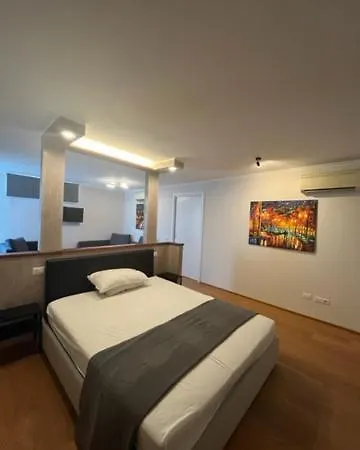 Oderisi Suite- Trastevere *